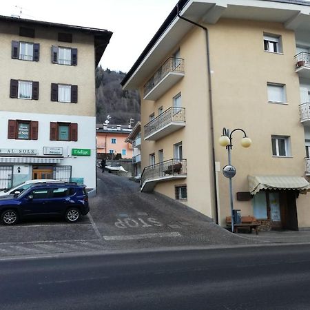 Casa Matteotti Mezzana Trentino Apartment Bagian luar foto